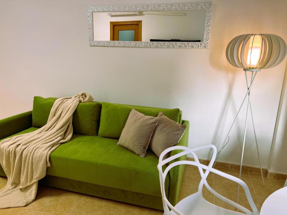 Holiday Suite Fragata Τορεβιέχα Εξωτερικό φωτογραφία