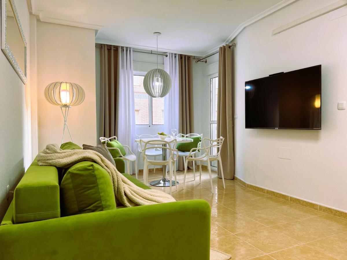 Holiday Suite Fragata Τορεβιέχα Εξωτερικό φωτογραφία