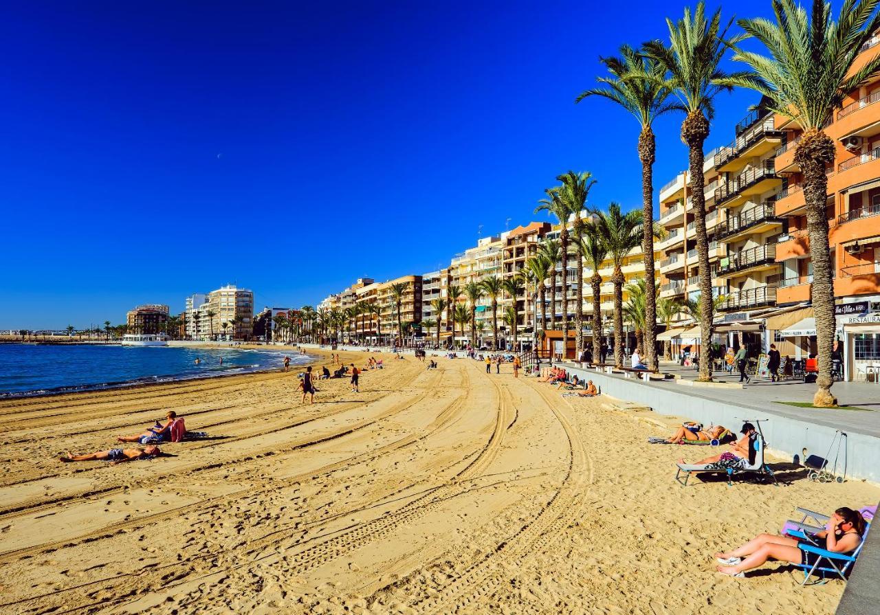 Holiday Suite Fragata Τορεβιέχα Εξωτερικό φωτογραφία